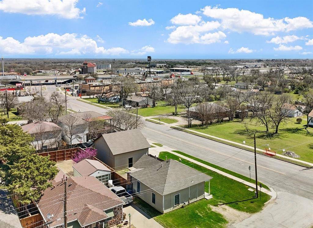 Hutchins, TX 75141,102 N Pacific Street