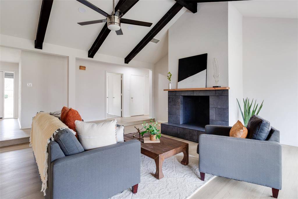 Cleburne, TX 76033,909 Highland Drive