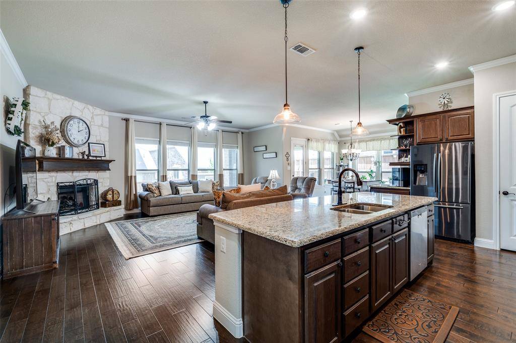 5912 Trail Marker Court, Fort Worth, TX 76123