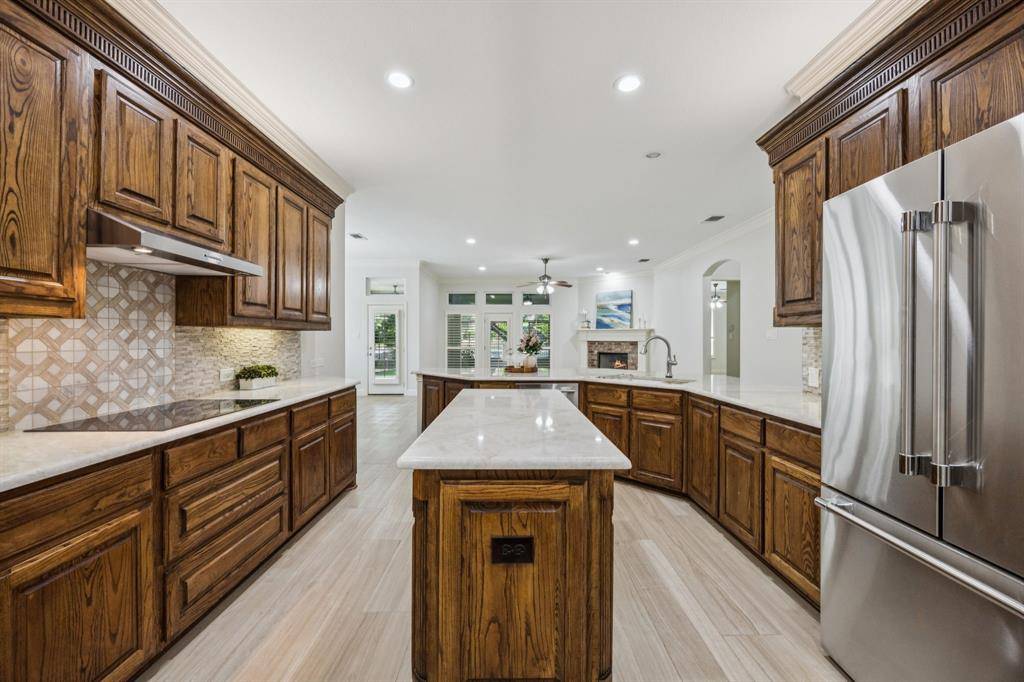 Fairview, TX 75069,915 Shoal Creek Drive