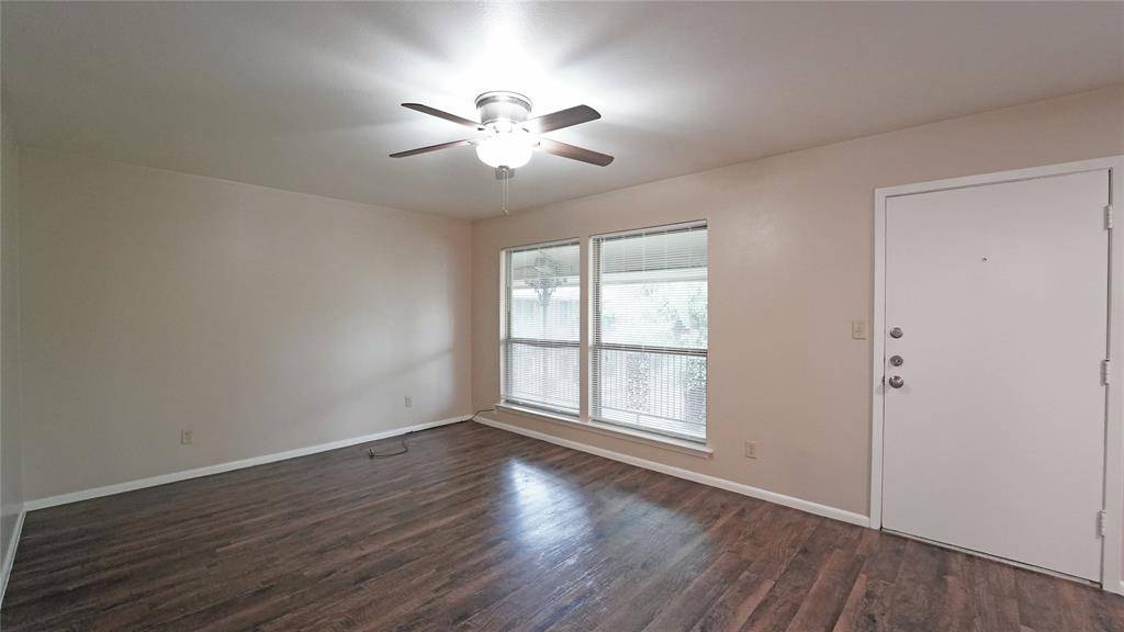 Weatherford, TX 76086,202 E Oak Street