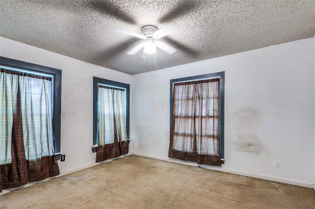 Haltom City, TX 76117,2218 Owens Street