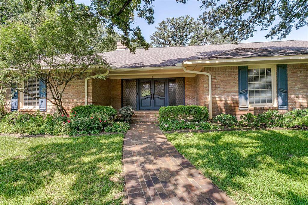 Colleyville, TX 76034,3 Country Way