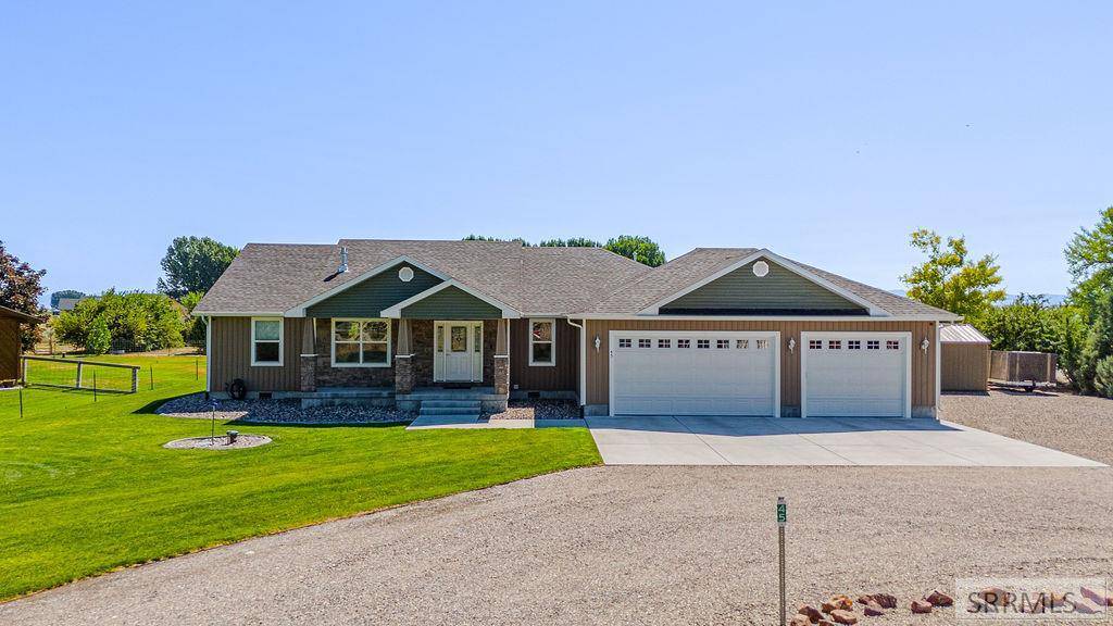 45 S Thompson Ln, Blackfoot, ID 83221