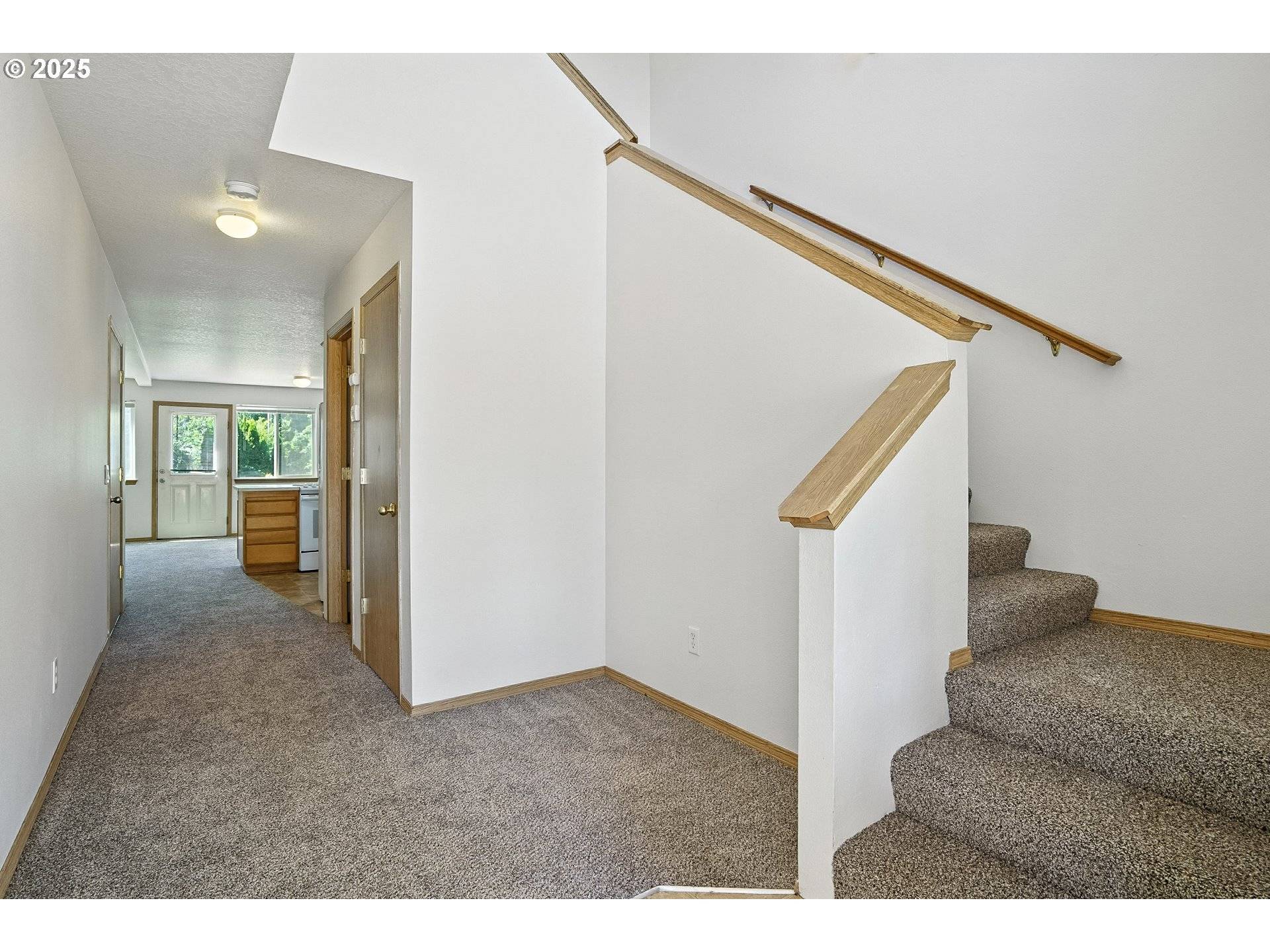 Portland, OR 97216,11614 SE MAIN ST