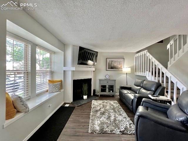 Colorado Springs, CO 80919,6838 Ravencrest DR