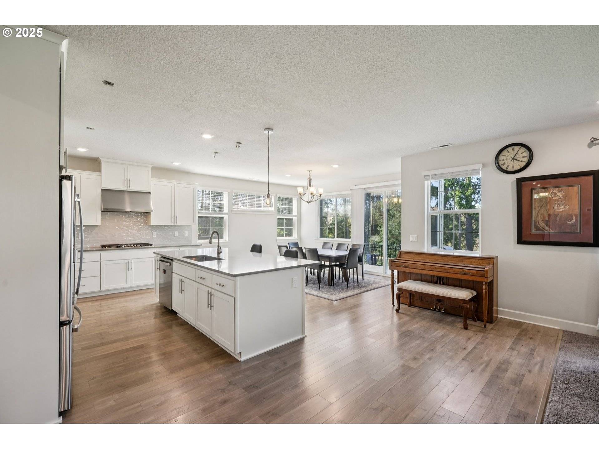Hillsboro, OR 97123,6247 SE GENROSA ST