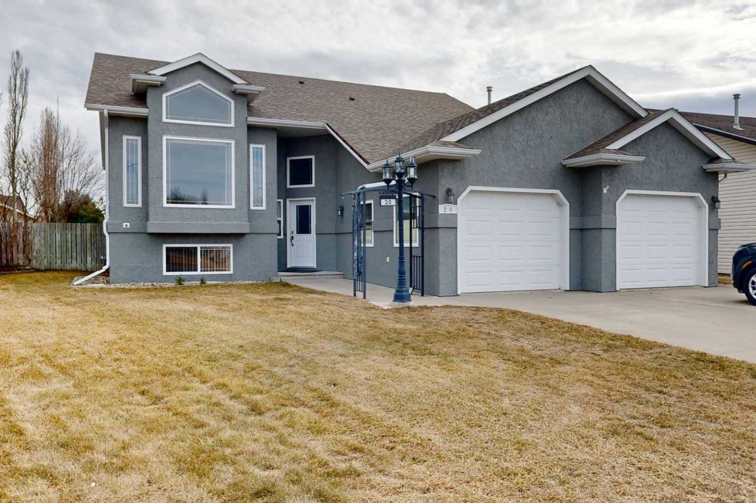 20 Wildrose DR, Claresholm, AB T0L 0T0