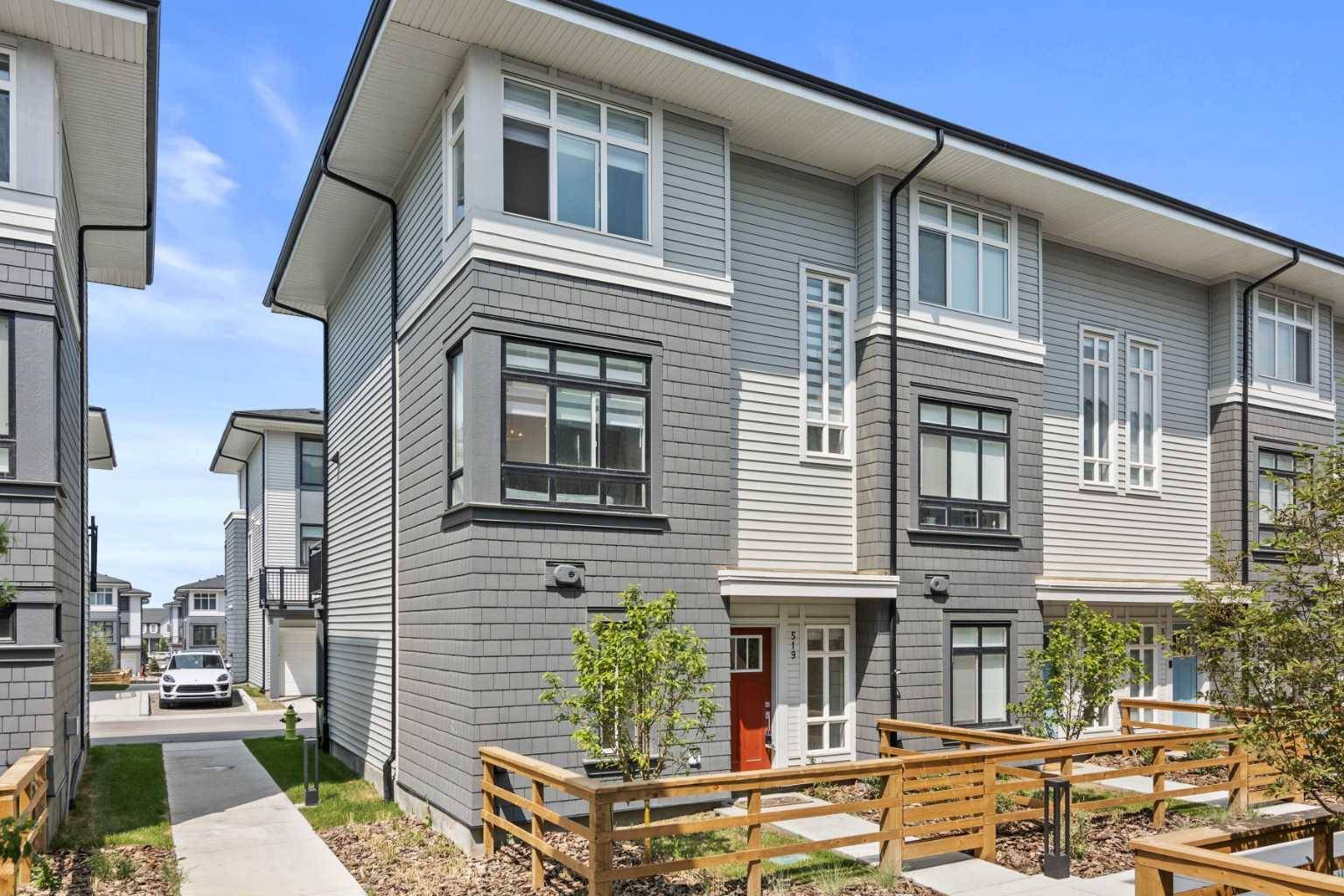 Calgary, AB T2X 4P2,857 Belmont DR Southwest #519