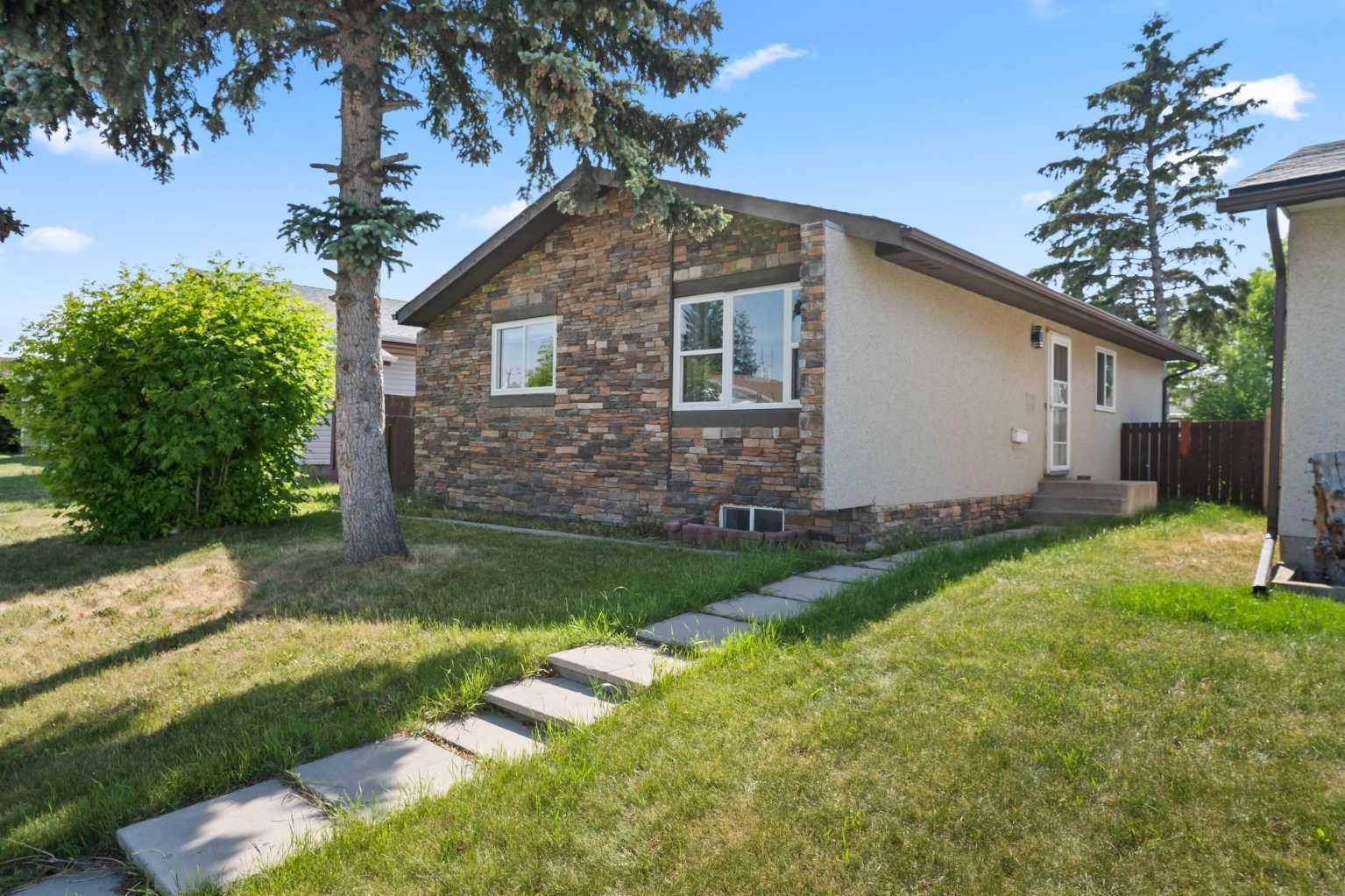 1316 Maitland DR Northeast, Calgary, AB T2A 5T8