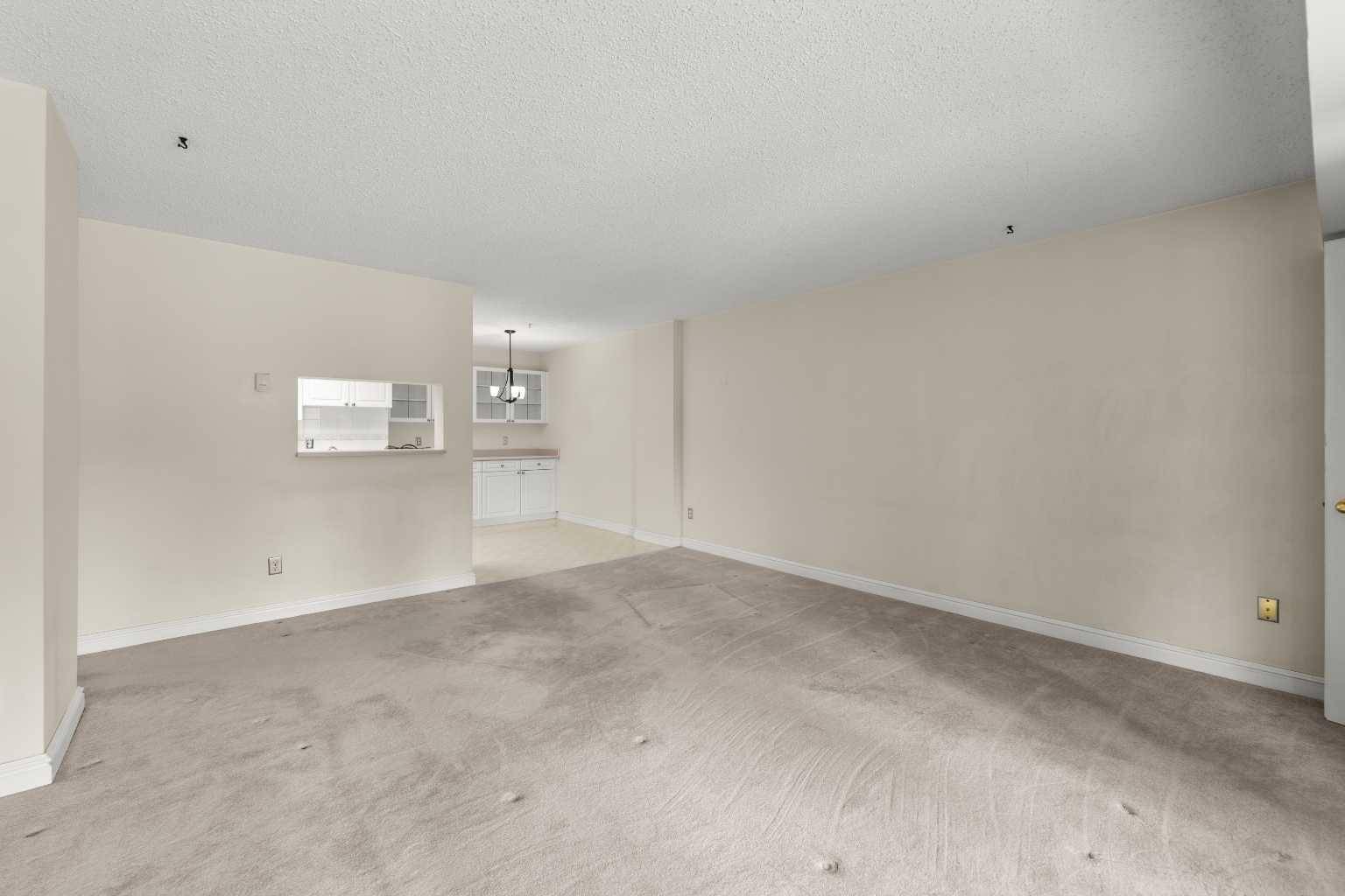 Calgary, AB T2W 2B1,201 Braeglen Close SW #1310