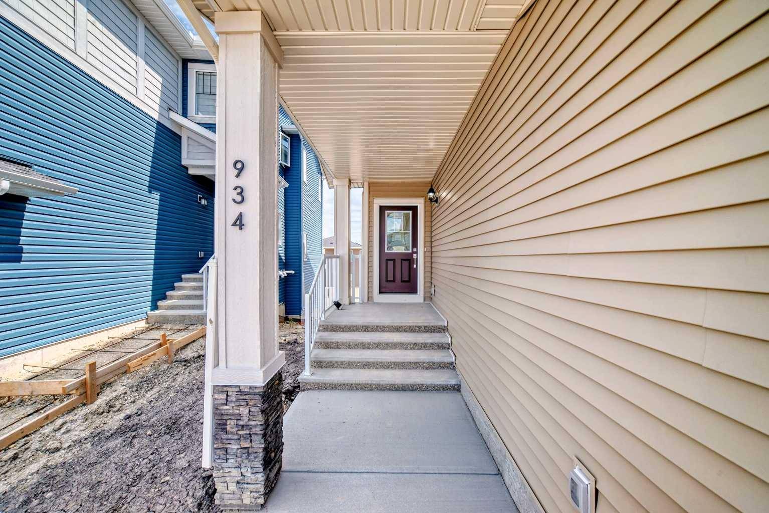 Airdrie, AB T4B 5M6,934 Bayview HTS Southwest