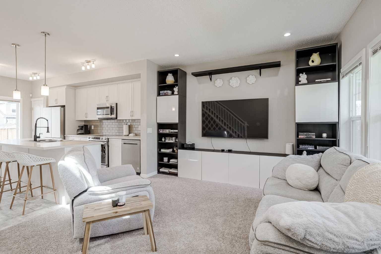 Calgary, AB T3M 1X9,612 Mahogany BLVD Southeast