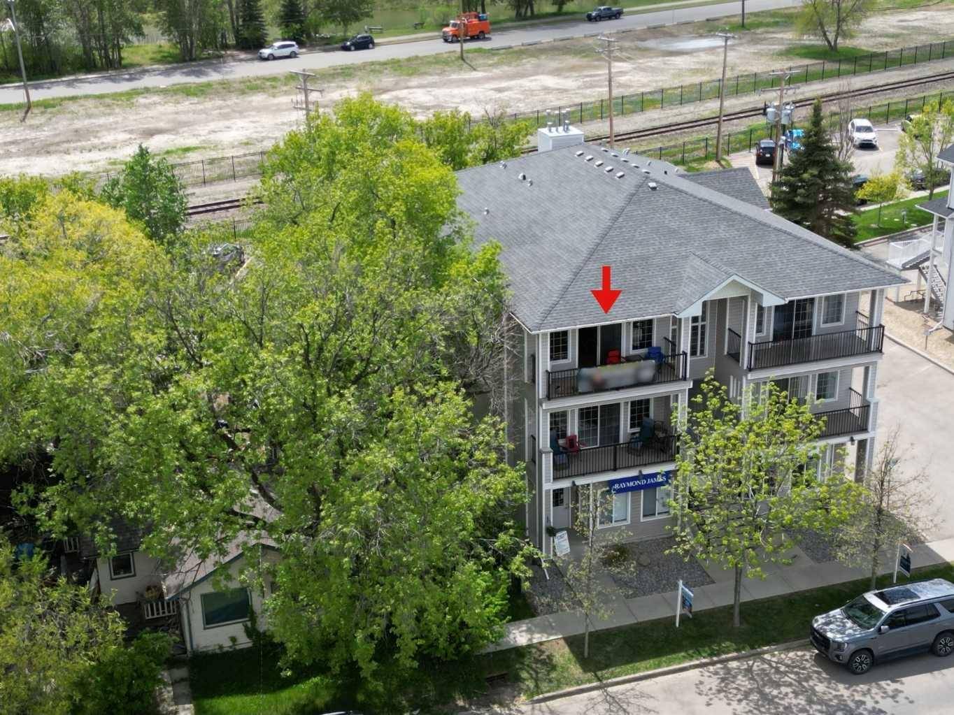 29 N Railway ST #303, Okotoks, AB T1S 1J3