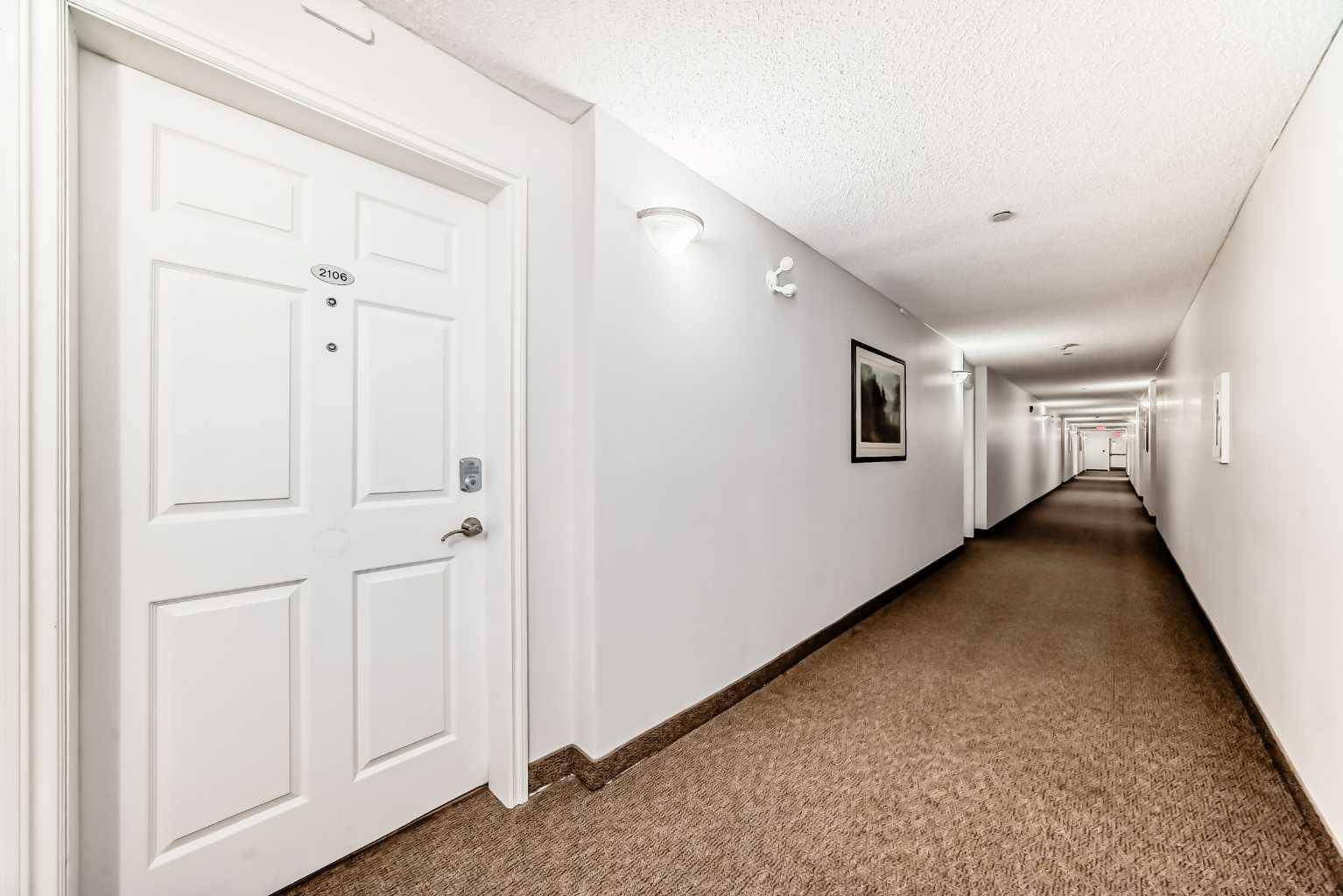 Calgary, AB T3G 5B3,950 Arbour Lake RD Northwest #2106