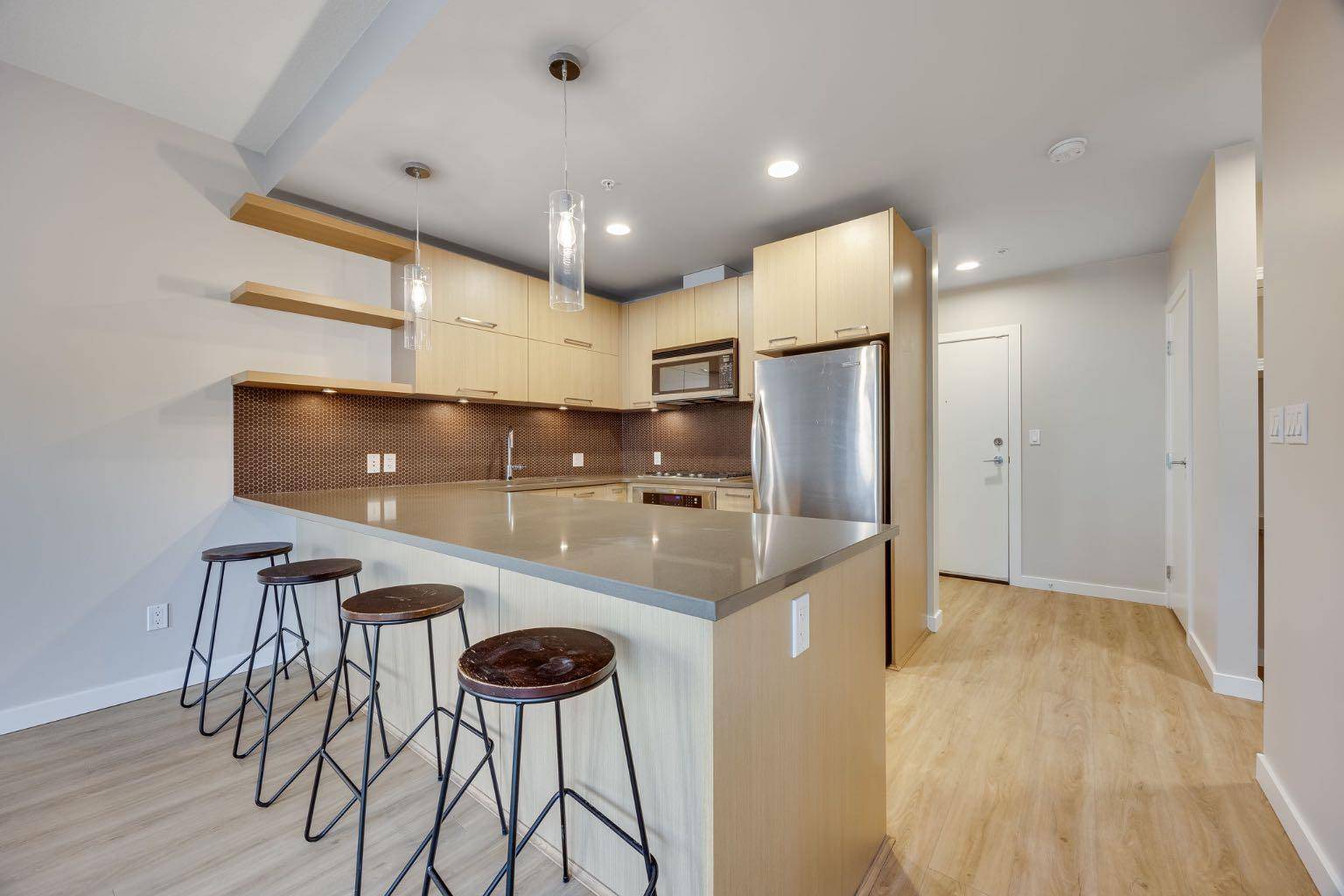 721 4 ST NE #140, Calgary, AB T2E 3S7