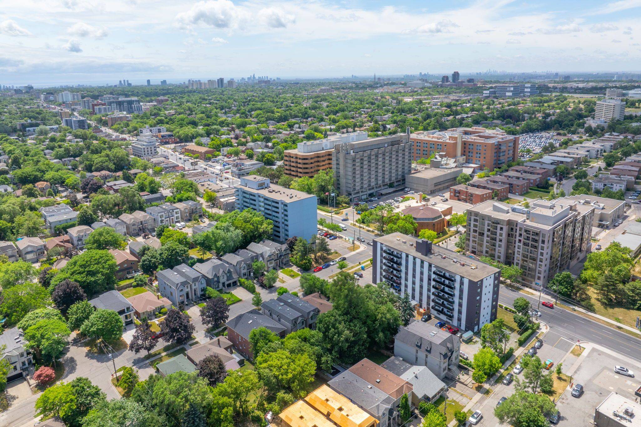 Toronto C04, ON M5M 2N5,146 Bannockburn AVE