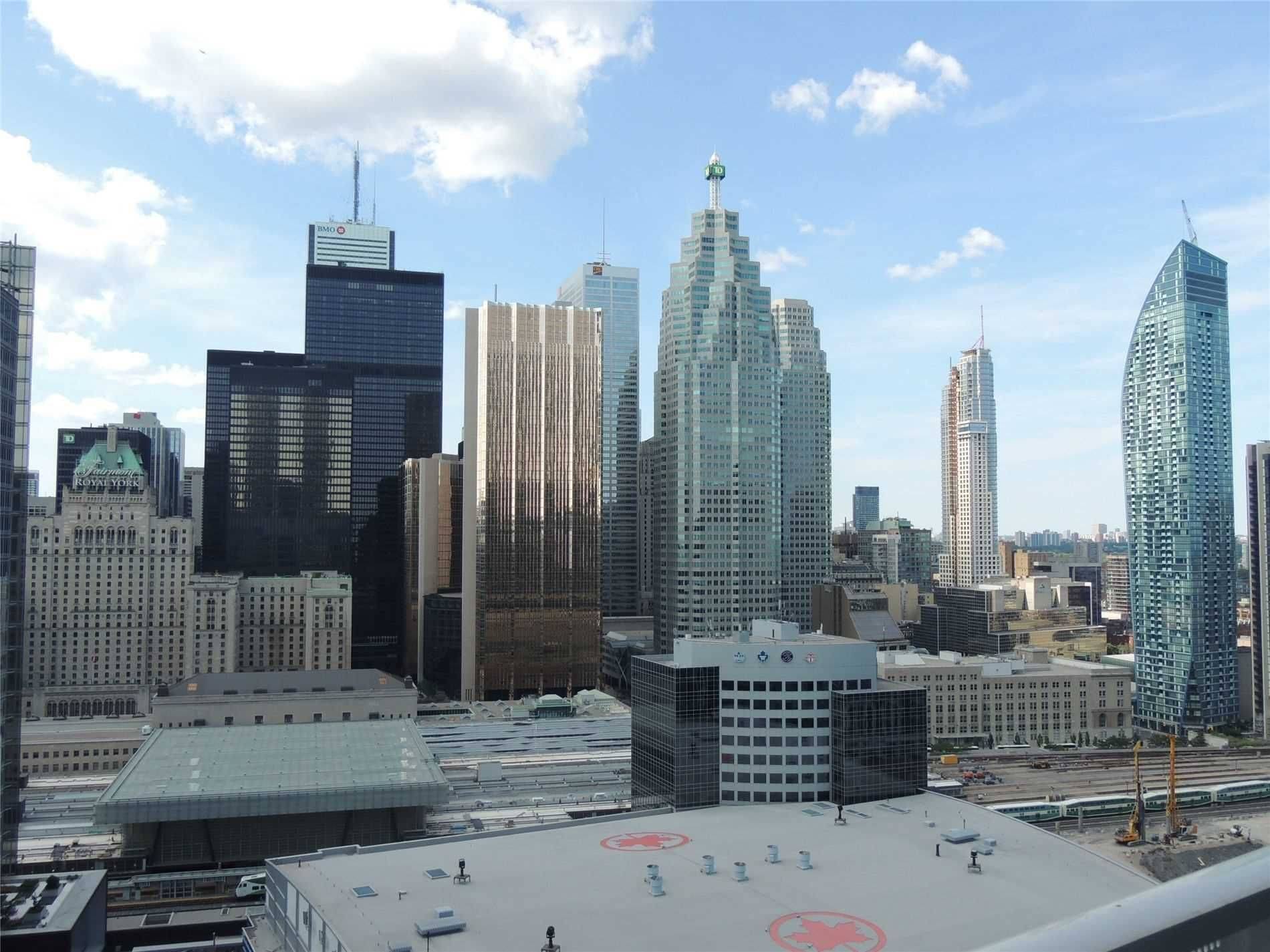 88 Harbour ST #3202, Toronto C01, ON M5J 0C3