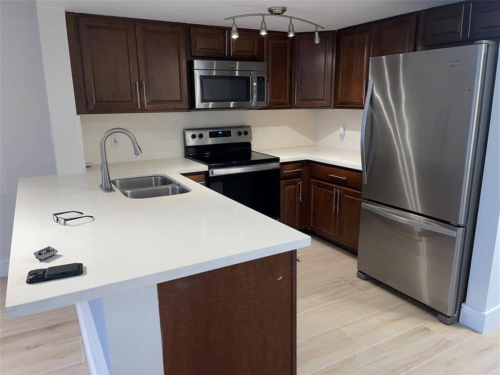 Fort Lauderdale, FL 33309,5200 NW 31st Ave Unit 11A #11A