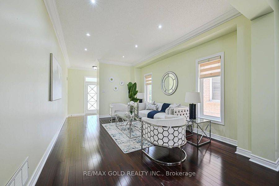 Brampton, ON L6R 0M9,47 Niceview DR