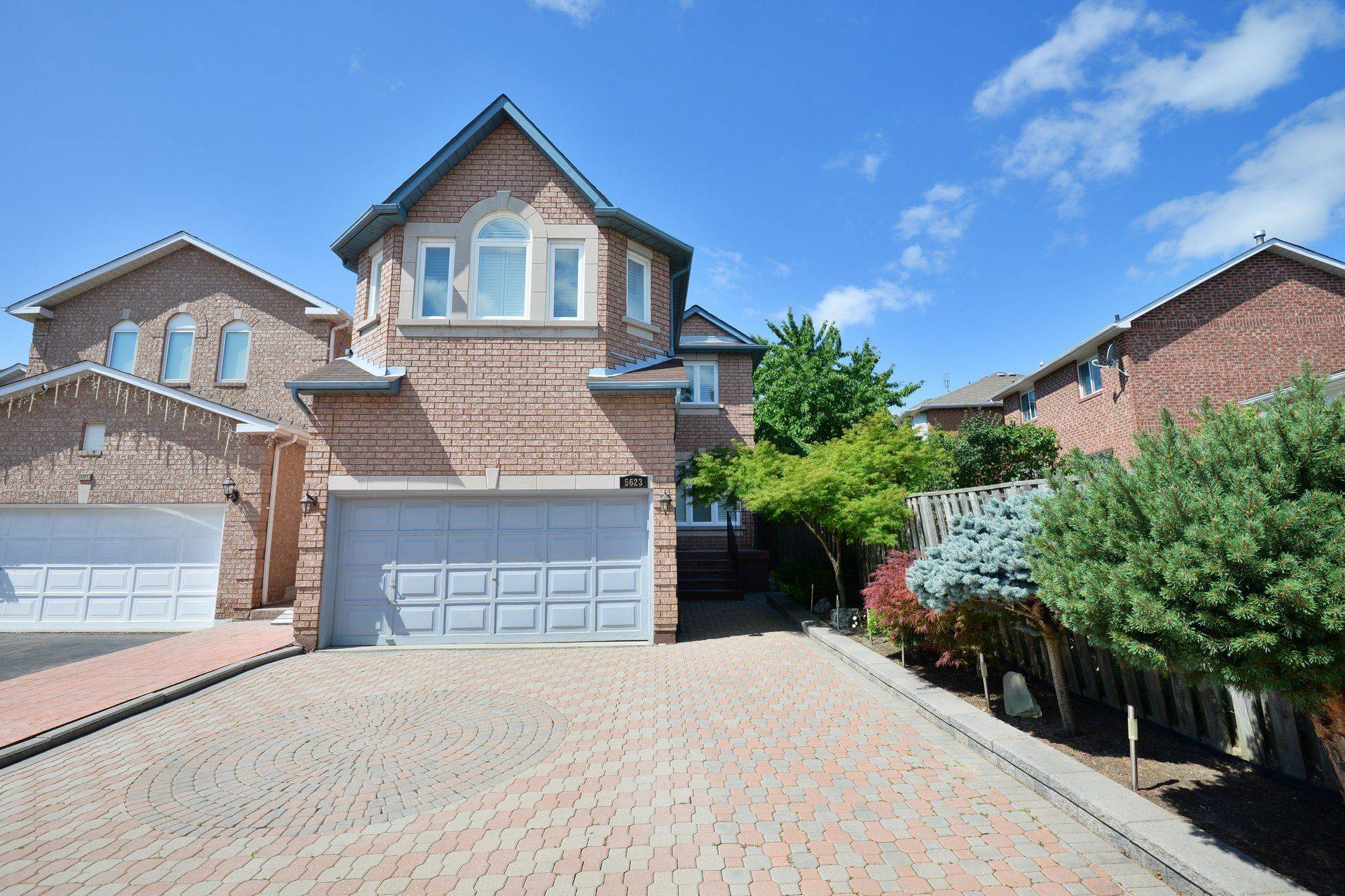 5623 Cortina CRES, Mississauga, ON L4Z 3R3