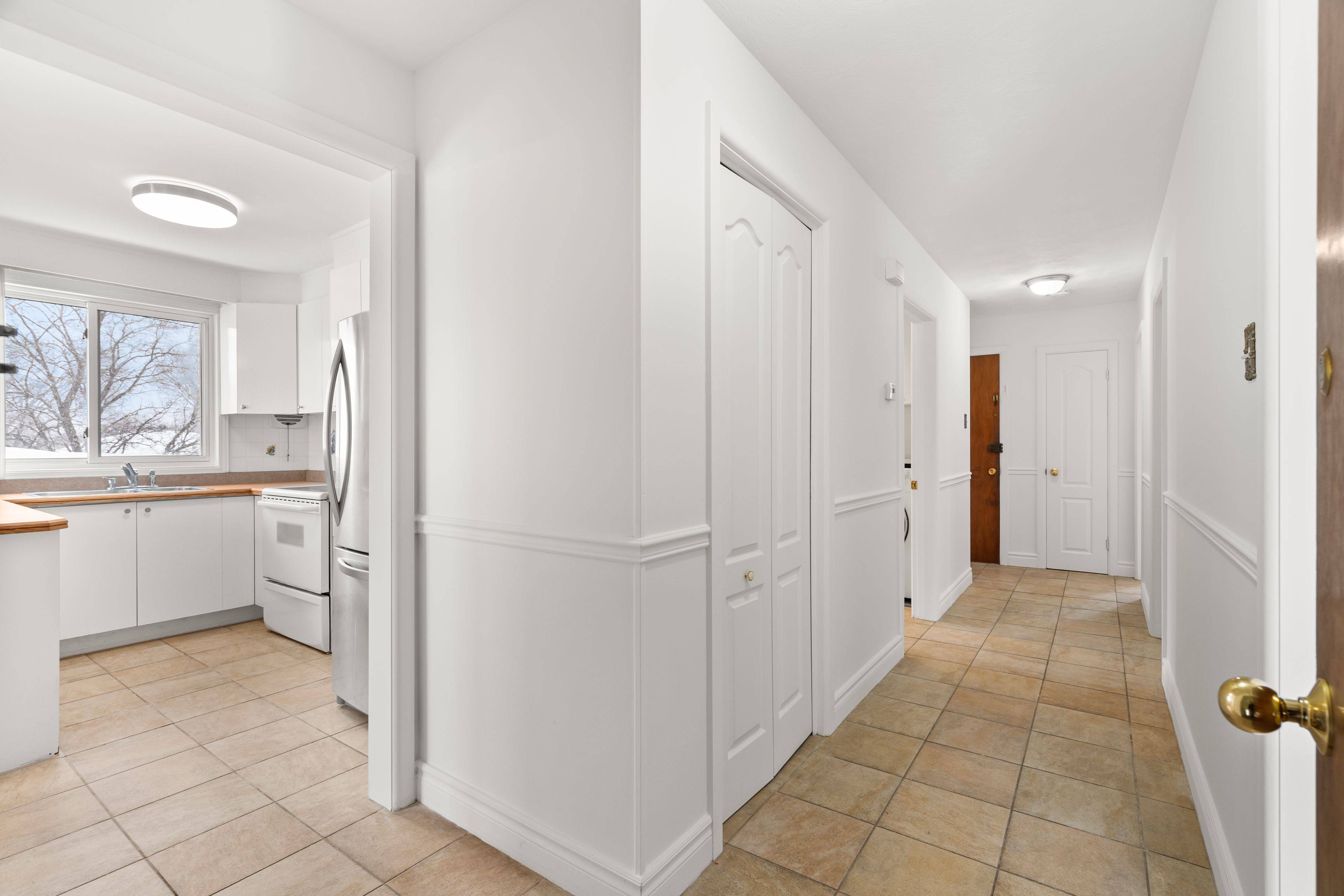 Vanier And Kingsview Park, ON K1L 7P4,263 Michel CIR