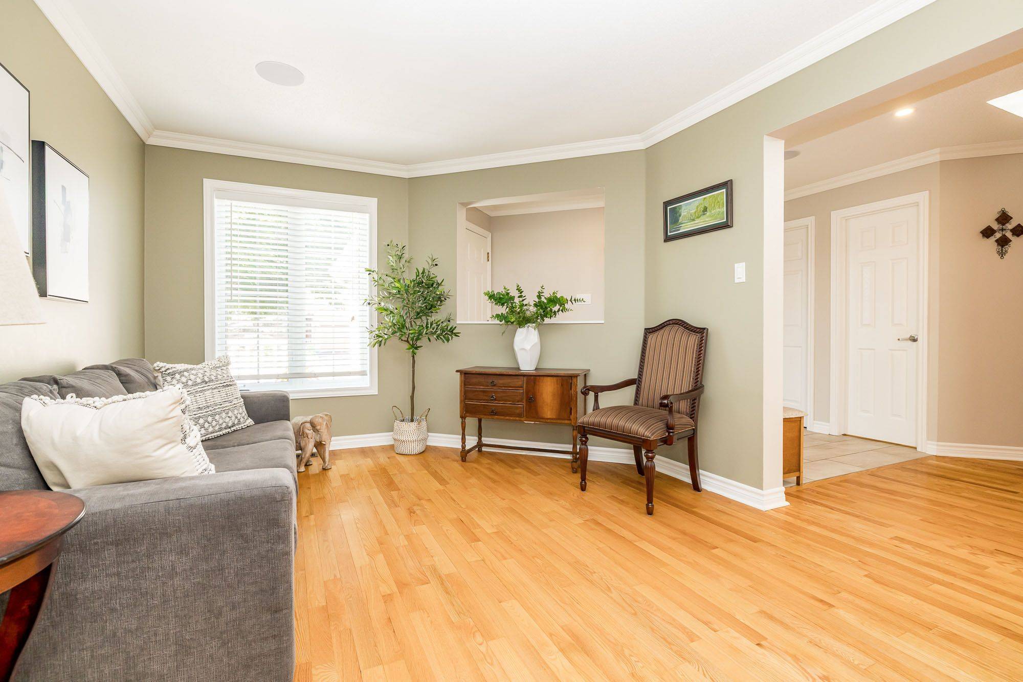 Kanata, ON K2M 2W7,4 Gros Morne CT