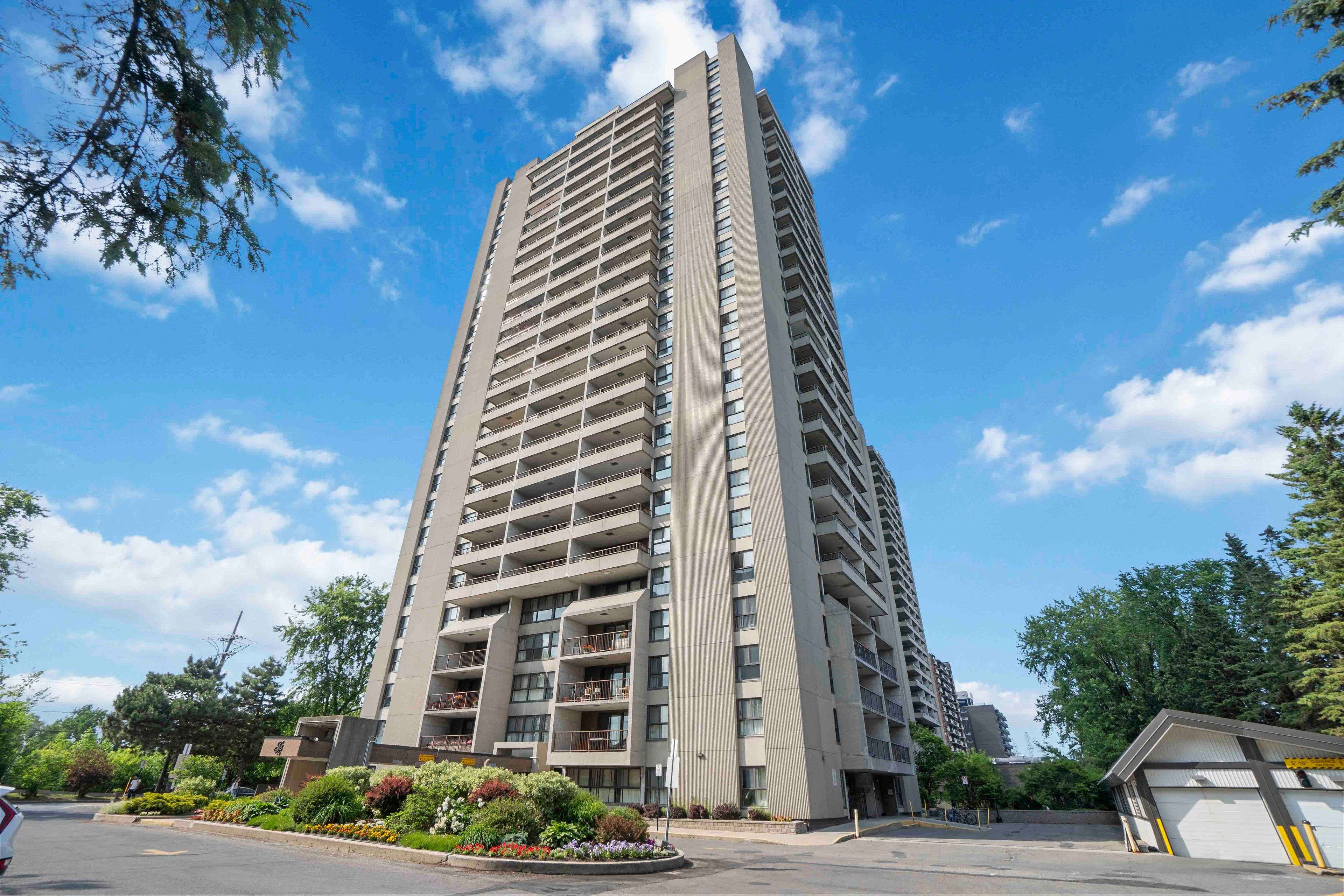 1785 Frobisher LN #1003, Alta Vista And Area, ON K1G 3T7