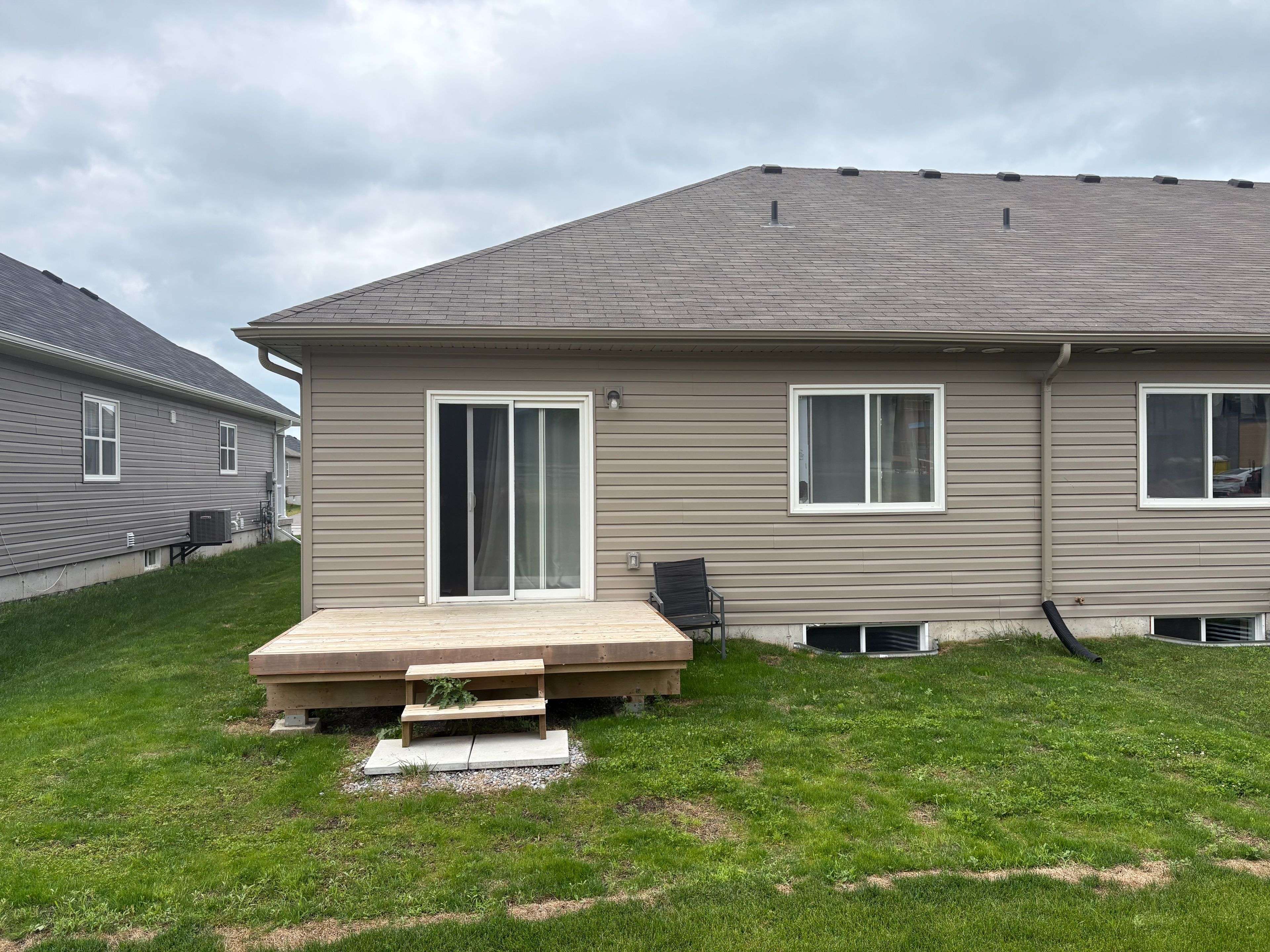 Brighton, ON K0K 1H0,23 Braeburn ST