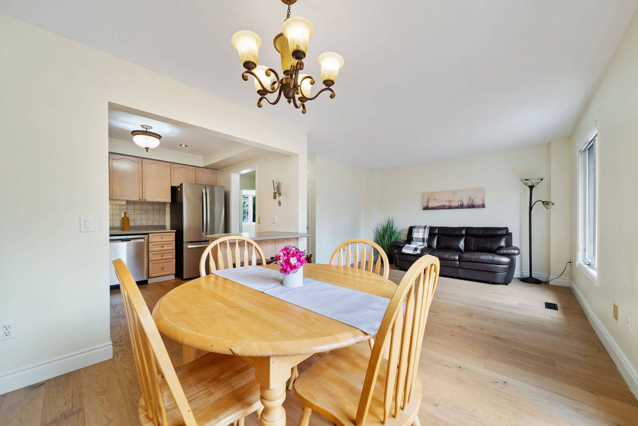 Hamilton, ON L9H 6Z6,11 Pirie DR #53