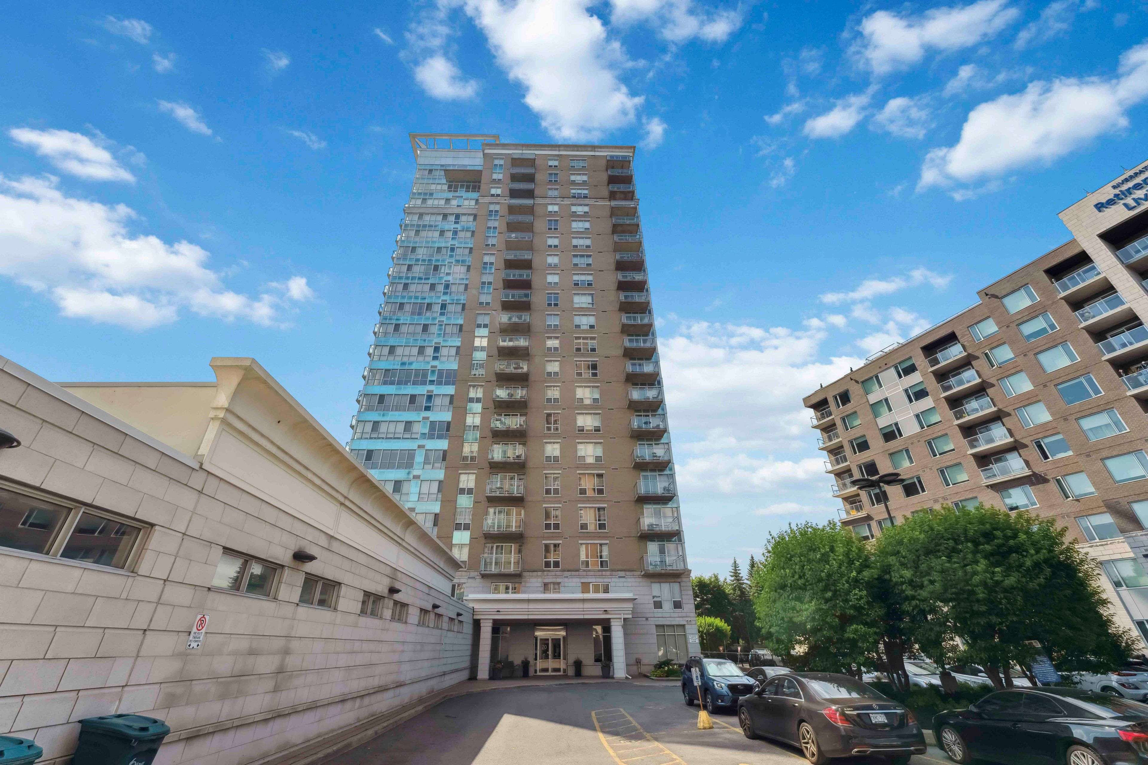 Vanier And Kingsview Park, ON K1L 0A8,70 Landry ST #304