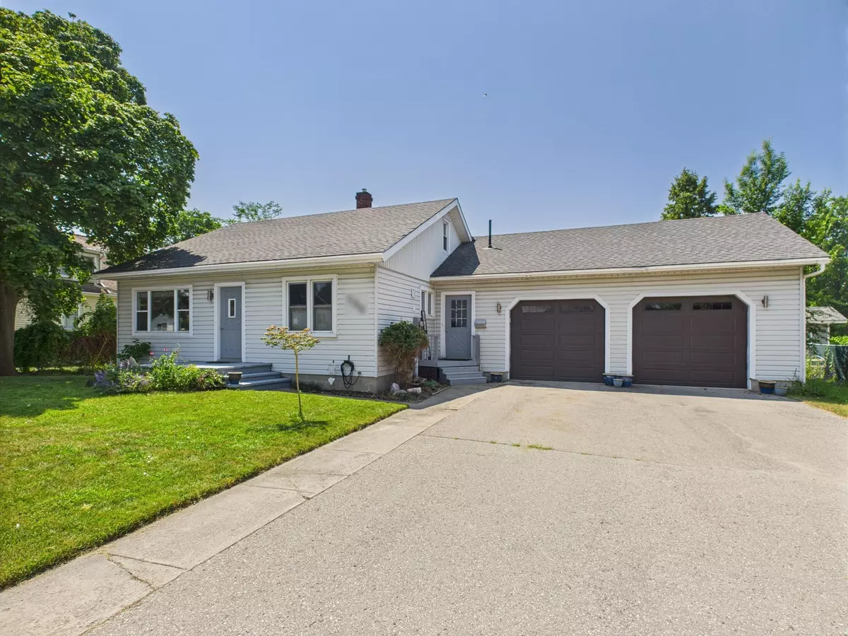 Goderich, ON N7A 3G3,152 Bayfield RD