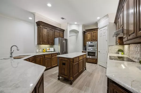 Fairview, TX 75069,915 Shoal Creek Drive