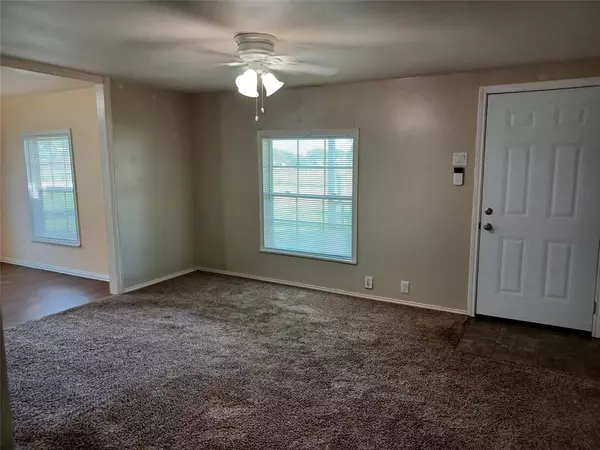 Mansfield, TX 76063,107 Brown Street