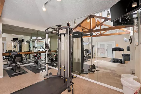Arlington, TX 76011,1901 Cloisters Drive #921