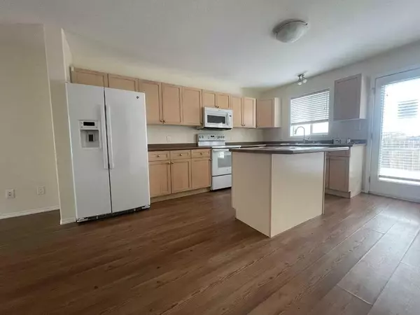 Lloydminster, SK S9V 1P3,4729 18 ST #11