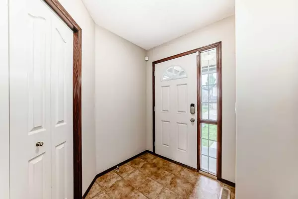 Calgary, AB T3R 0E6,49 Sage Valley MNR Northwest