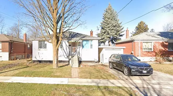 Toronto C07, ON M2M 1H5,260 Connaught AVE