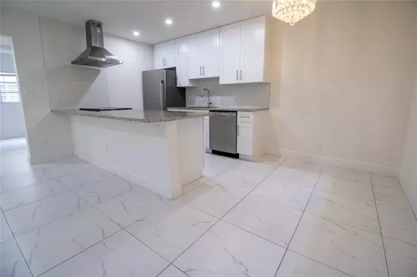 Fort Lauderdale, FL 33312,1423 SW 2nd Street #3