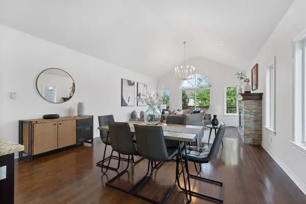 Stittsville - Munster - Richmond, ON K2S 0A4,449 Landswood WAY