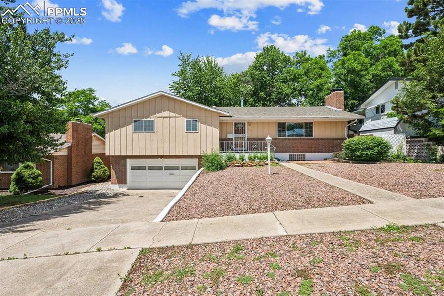 2210 Princeton WAY, Colorado Springs, CO 80909