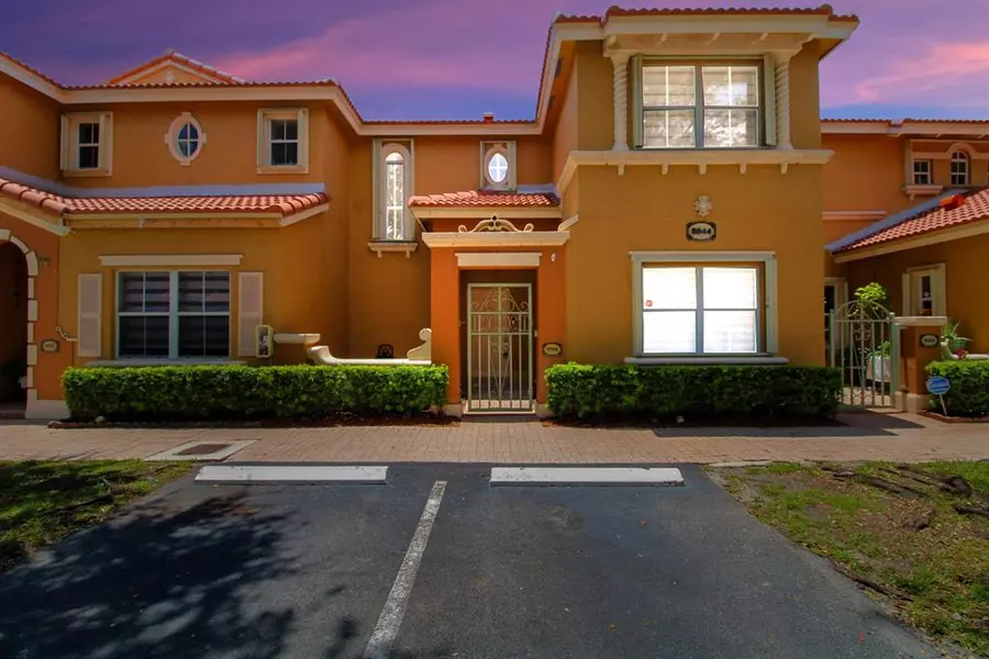 8544 NW 140th Ter #1002, Miami Lakes, FL 33016