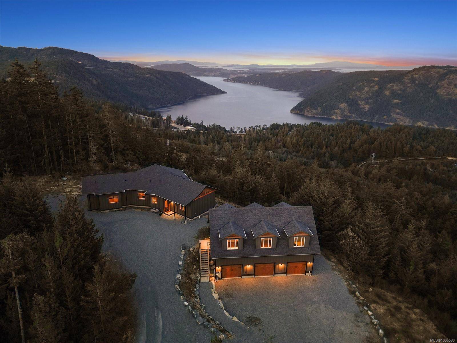 1490 Finlayson View Pl, Shawnigan Lake, BC V0R 2W3