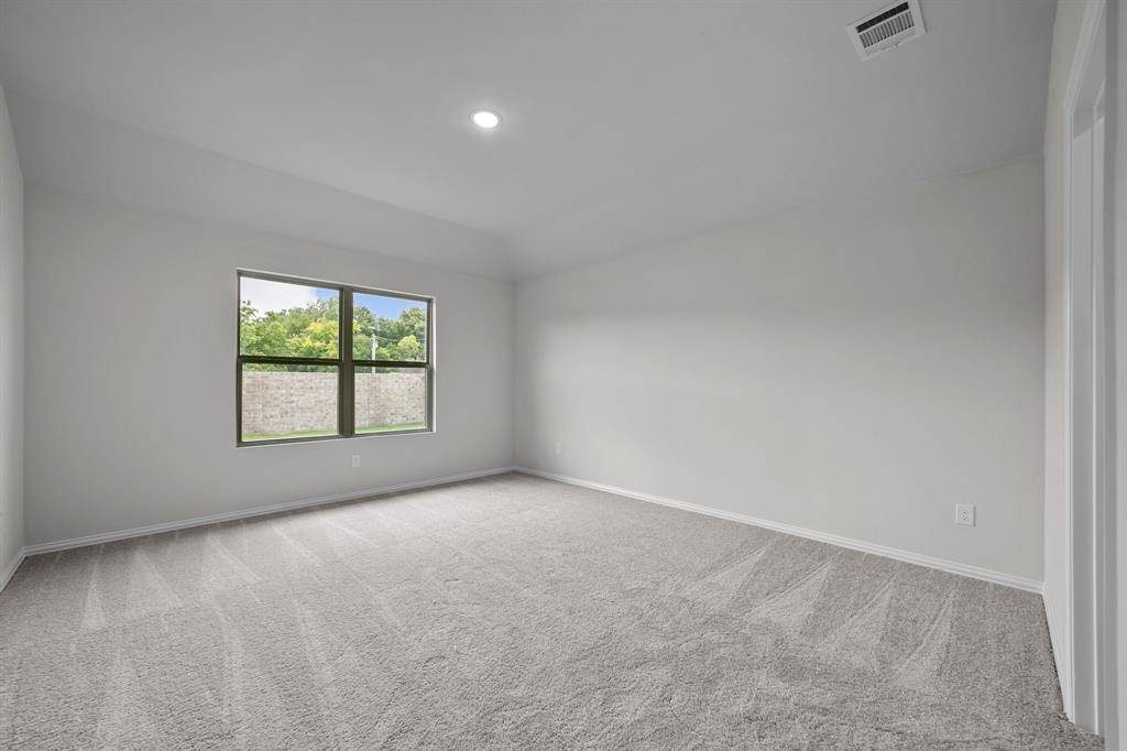 Van Alstyne, TX 75495,515 Forest Haven Drive