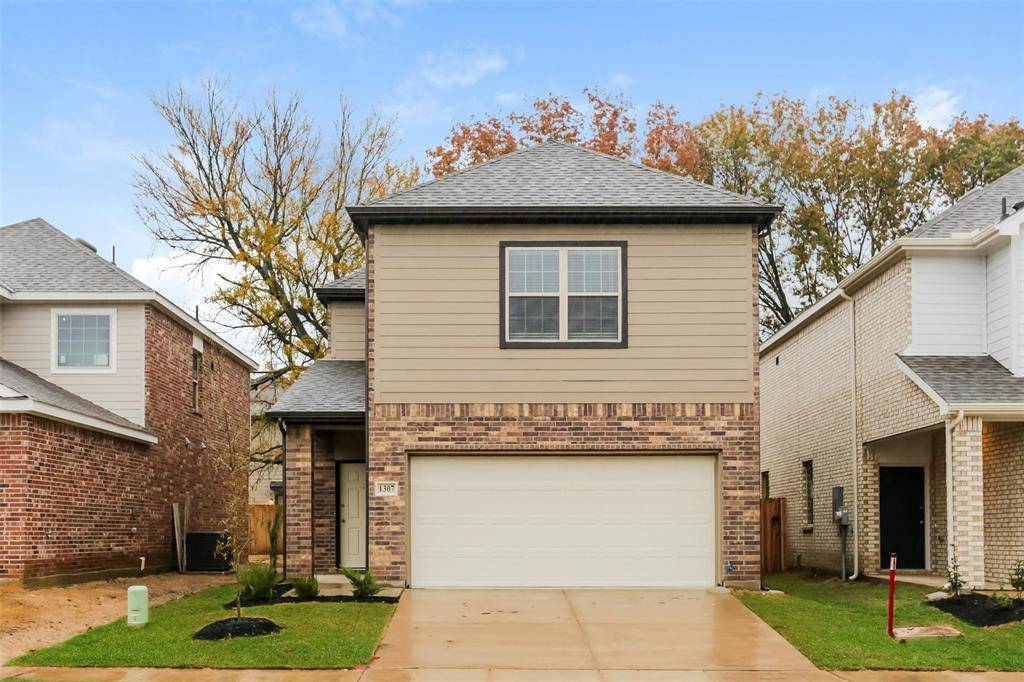 Ennis, TX 75119,1307 Ester Lane