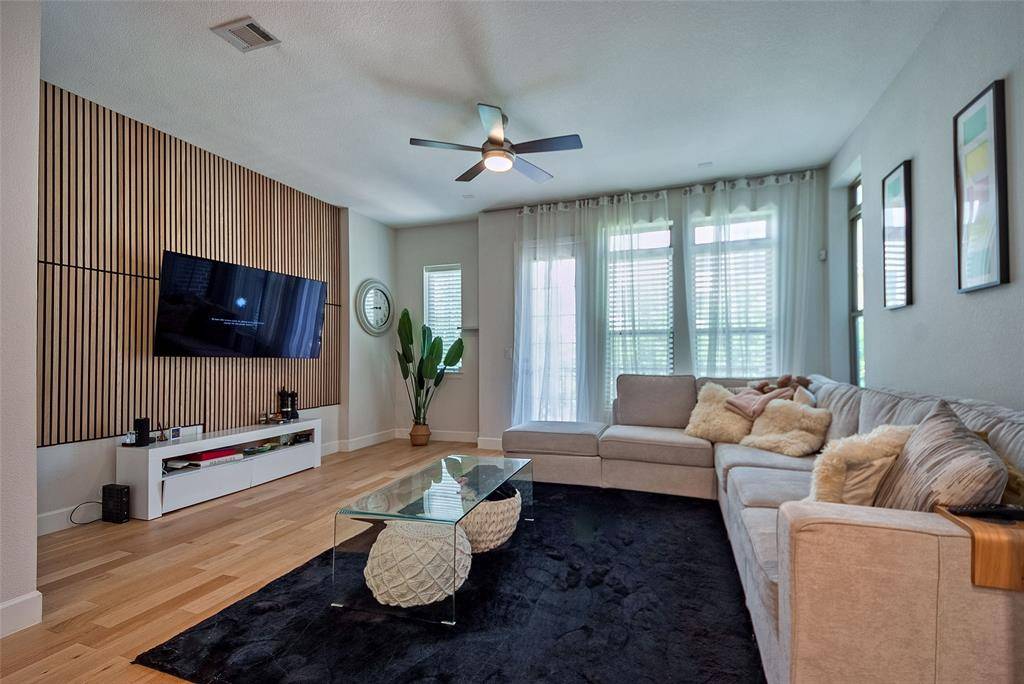 Dallas, TX 75212,1141 Tea Olive Lane