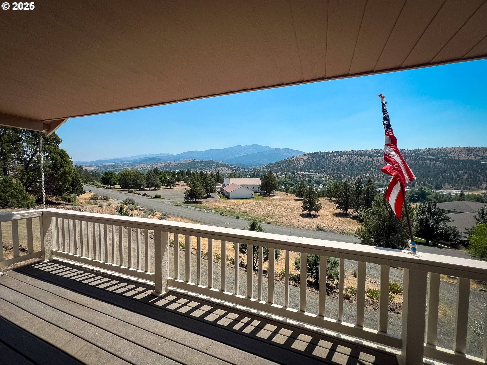 John Day, OR 97845,111 VALLEY VIEW DR