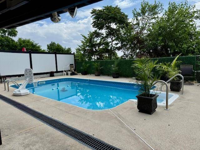Staten  Island, NY 10304,120 Overlook AVE