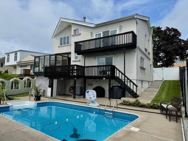 Staten  Island, NY 10304,120 Overlook AVE