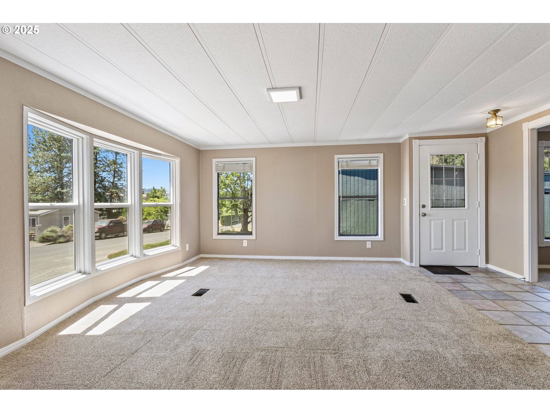 Cornelius, OR 97113,9095 SW LINE DR